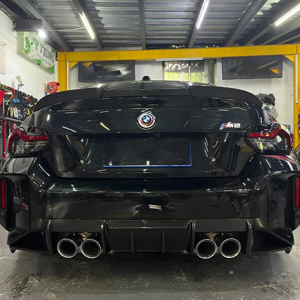 Luxury Dry Carbon Fiber Rear Bumper Diffuser Lip for BMW M2 G87 2023-2024 Bodykit Tow Hook Cut-Outs New Rear Diffuser Splitter
